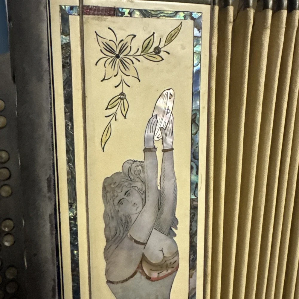 N/A beautiful piece